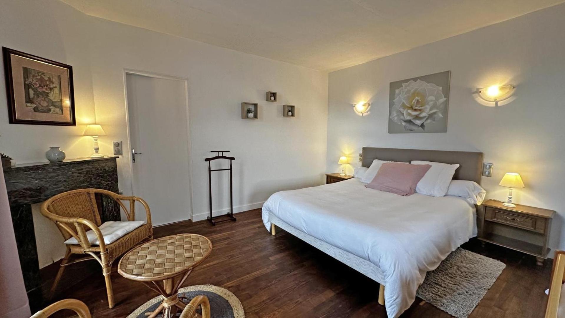 Bed and Breakfast Chez Doussaud Bessines-sur-Gartempe Exterior foto