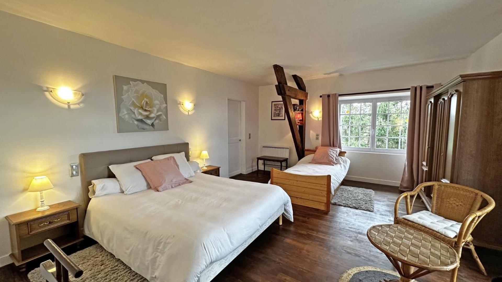 Bed and Breakfast Chez Doussaud Bessines-sur-Gartempe Exterior foto